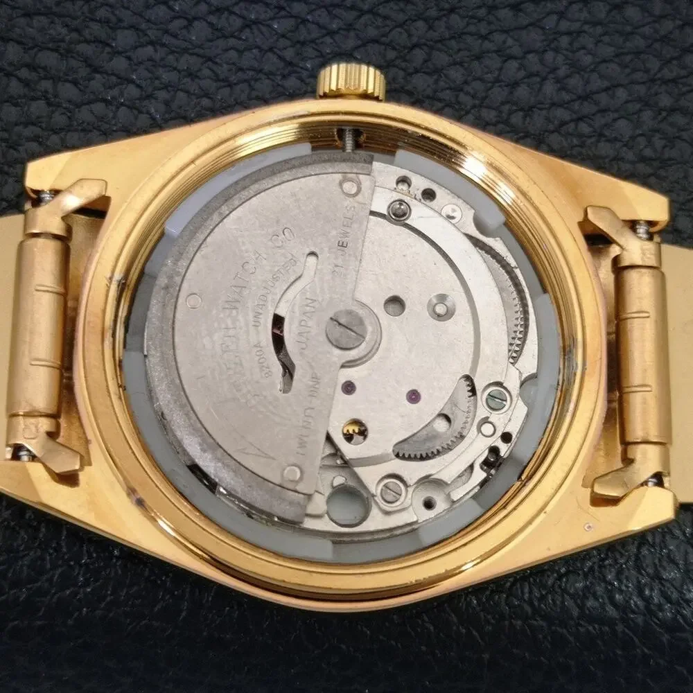 Vintage 1984 Citizen Automatic Mens Gold Watch W/daydate & Black accents